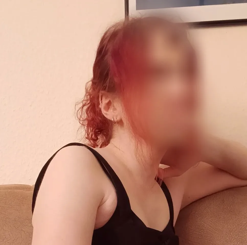 Ayse, 37